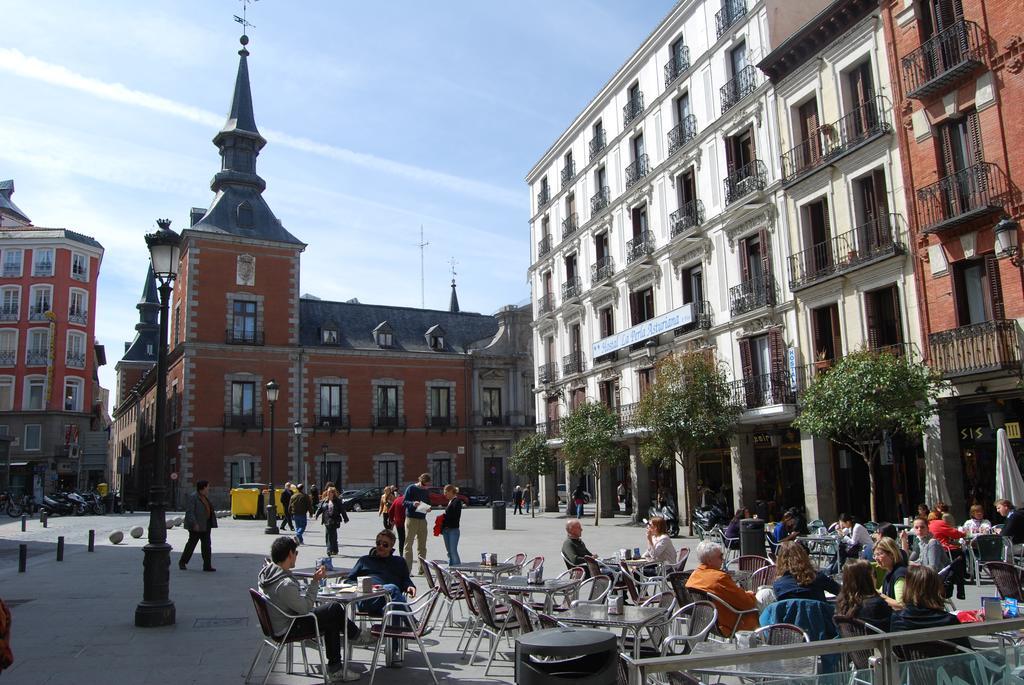 Hostal La Perla Asturiana Madrid Eksteriør billede
