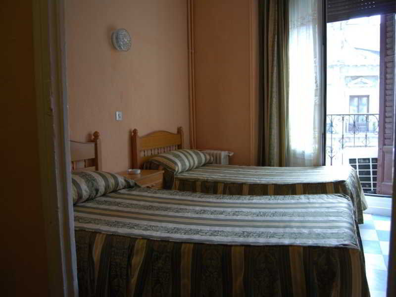 Hostal La Perla Asturiana Madrid Eksteriør billede