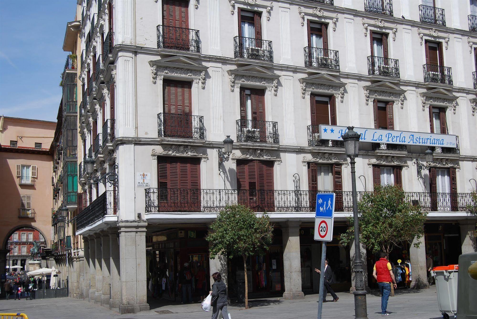 Hostal La Perla Asturiana Madrid Eksteriør billede